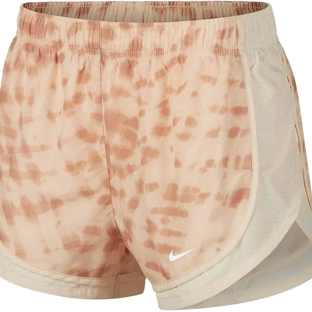 NWOT NIKE Tempo Running Shorts M